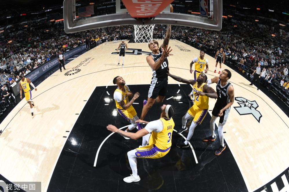 往往孕育着 往往孕育着